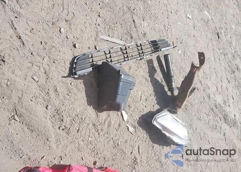 2010 Toyota Corolla z USA, uszkodzony, nr VIN 2T1BU4EE6AC353777